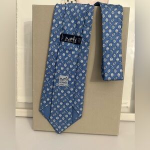 Authentic HERMES Necktie 100% Silk Twill Blue Buttons Print France LIKE NEW